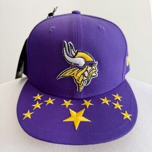 New Era Minnesota Vikings Fitted Hat Mens Size 7 NFL 2019 Draft Day Flag Purple